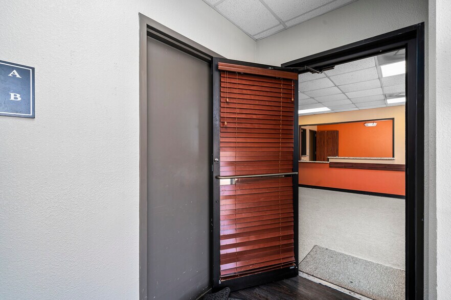 More Photos Of 1601 Liberty St, Richmond Medical For Lease
