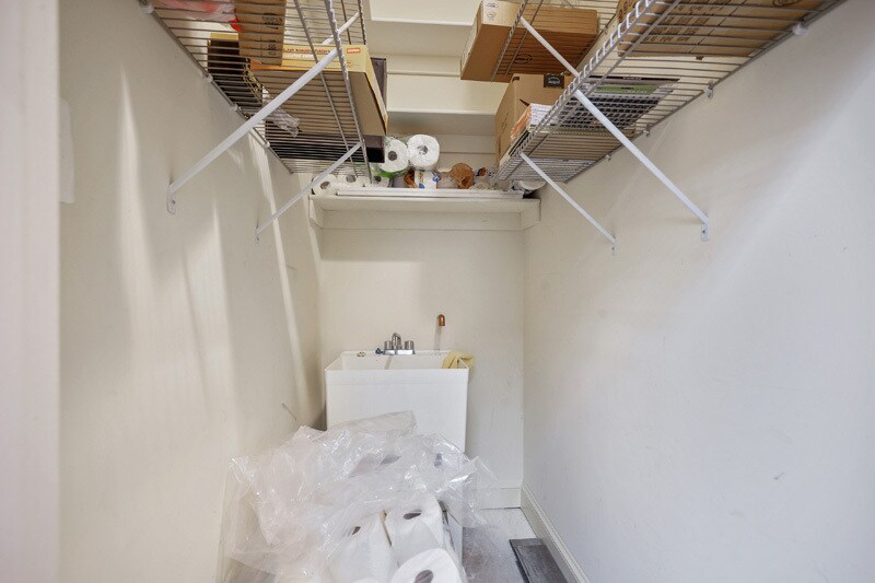 More Photos Of 4437 Brookfield Corporate Dr, Chantilly Medical For Sale