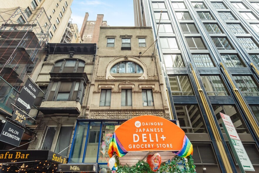 More Photos Of 129 E 47th St, New York Apartments For Sale