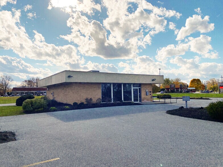 More Photos Of 2772 Ridge Rd, Painesville General Retail For Sale