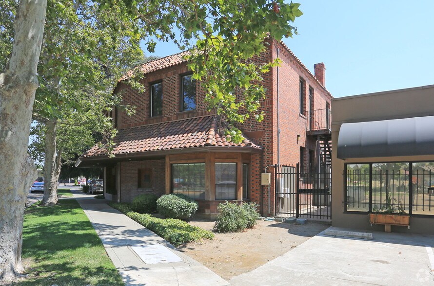 More Photos Of 123 Sycamore Ave, Manteca Medical For Lease