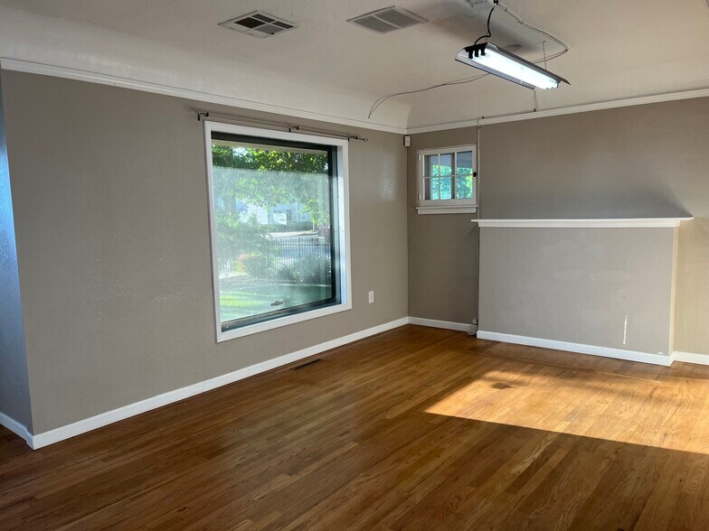 More Photos Of 1519 N Main St, Meridian Medical For Lease