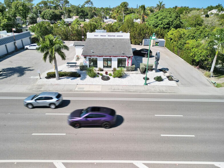 More Photos Of 2224 Tamiami Trl E, Naples Fast Food For Lease