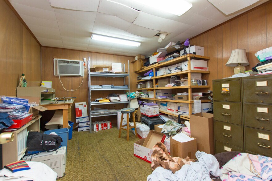 More Photos Of 1453 Johnson Ave, New Hope Manufacturing For Sale