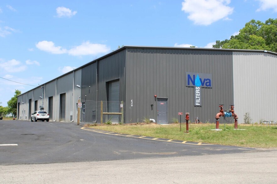 More Photos Of 420-430 Clay Drain Rd, Wildwood Warehouse For Lease