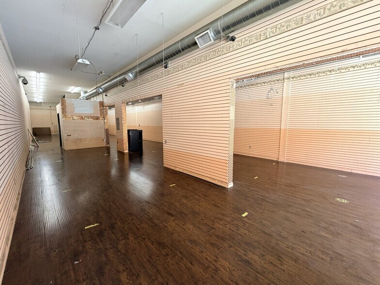 More Photos Of 951 Crocker St, Los Angeles Storefront Retail Office For Lease