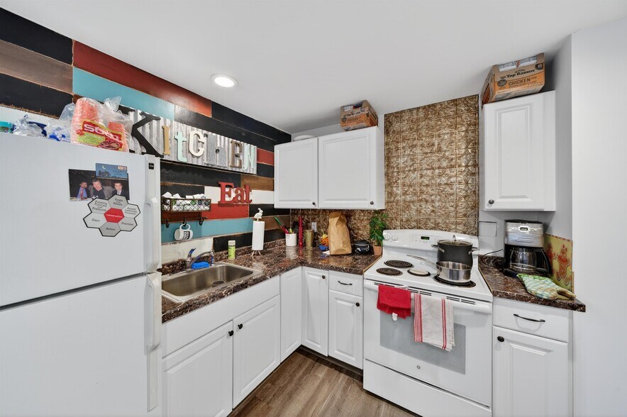 More Photos Of 531 Route 32, Highland Mills Office For Sale