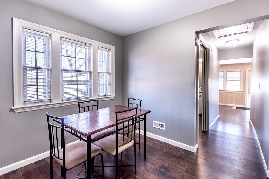 More Photos Of 3386 N State Route 123, Lebanon Office For Sale