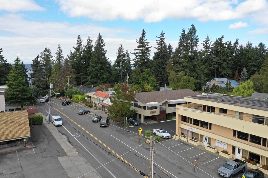 More Photos Of 2108 SW 152nd St, Burien Office For Lease