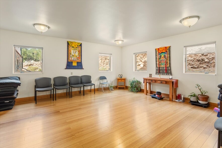 More Photos Of 2538 W Carefree Wy, Crestone Schools For Sale