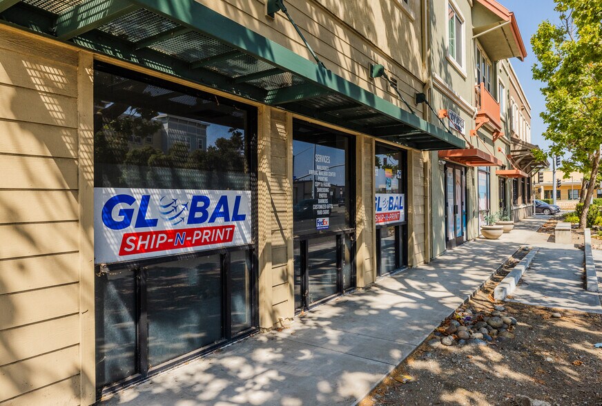 More Photos Of 30703-30719 Union City Blvd, Union City Storefront For Sale