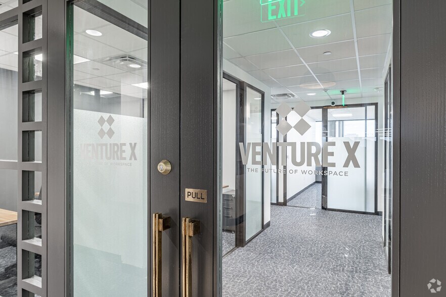 More Photos Of 7550 W Interstate 10, San Antonio Office For Lease