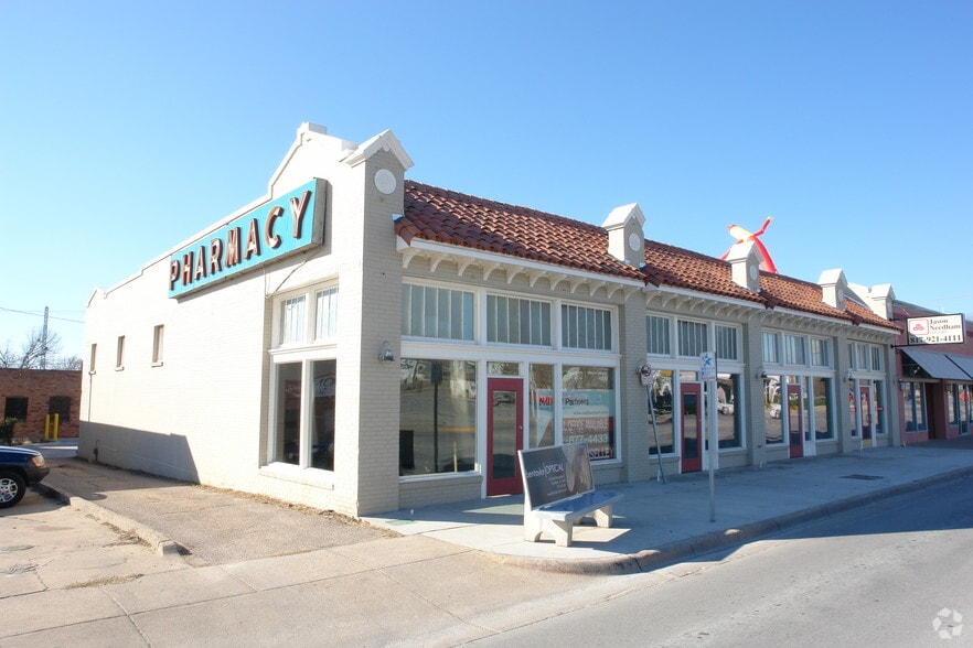 More Photos Of 1708-1714 8th Ave, Fort Worth Drugstore For Lease