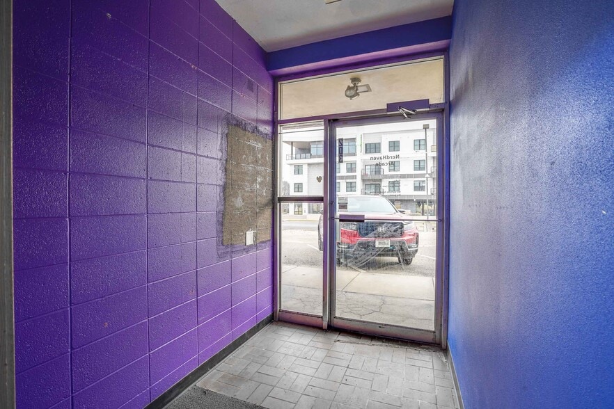 More Photos Of 195-209 Cottage Grove Rd, Madison Storefront For Lease