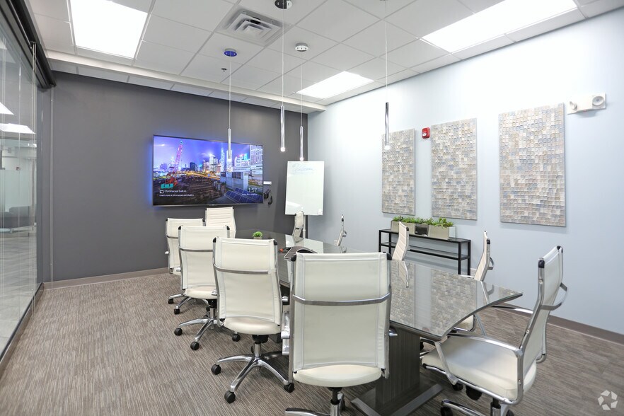 More Photos Of 101 S Elm St, Greensboro Office For Lease