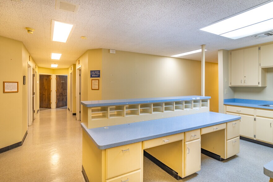 More Photos Of 432 S Mill St, Tehachapi Medical For Lease