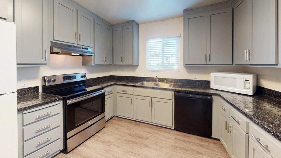 More Photos Of 929 Nord Ave, Chico Apartments For Sale