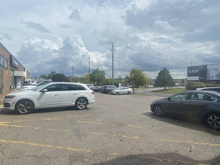 More Photos Of 350-364 Supertest Rd, Toronto Warehouse For Lease