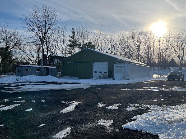 More Photos Of 832 Trexlertown Rd, Breinigsville Warehouse For Sale