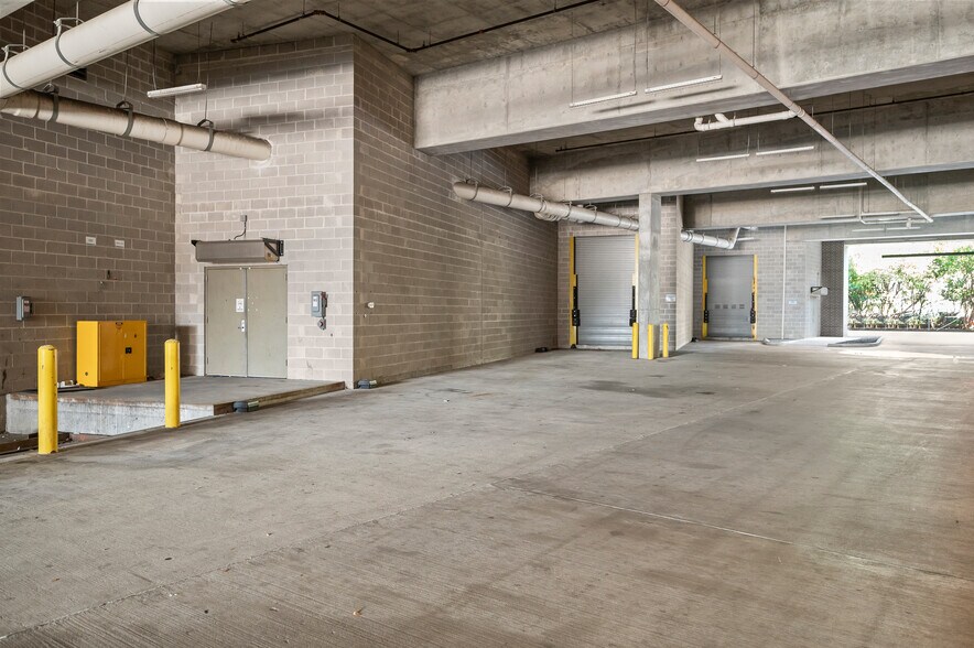 More Photos Of 515 Elgin St, Houston Apartments For Lease