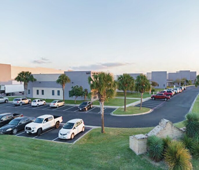 More Photos Of 1501 N International Blvd, Hidalgo Office For Lease