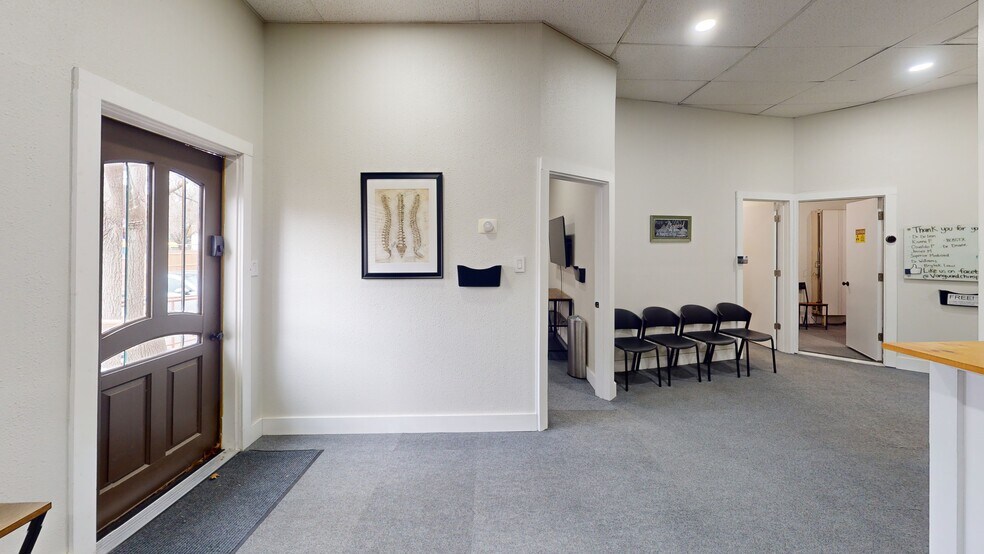 More Photos Of 8201-8241 Fredericksburg Rd, San Antonio Medical For Lease