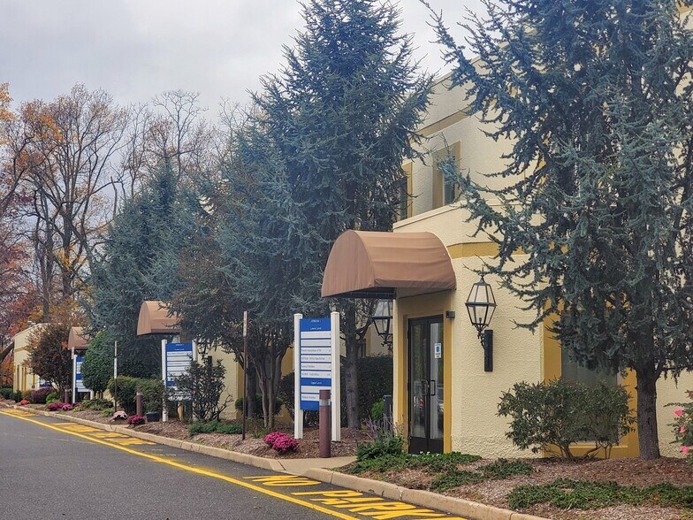 More Photos Of 127 Highway 206, Hamilton Flex For Lease