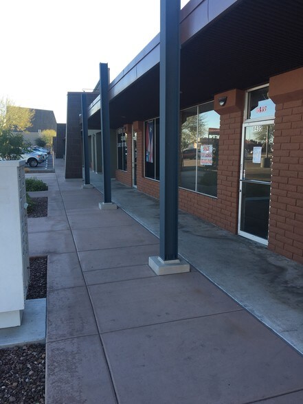More Photos Of 8401-8435 W Peoria Ave, Peoria Storefront Retail Office For Lease