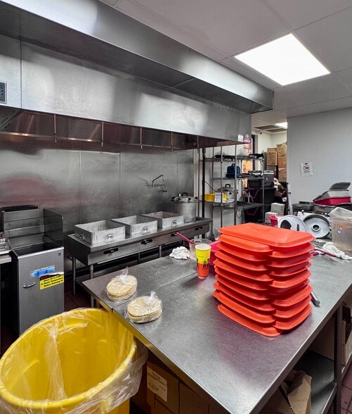 More Photos Of 3201 W Stan Schlueter Loop, Killeen General Retail For Sale
