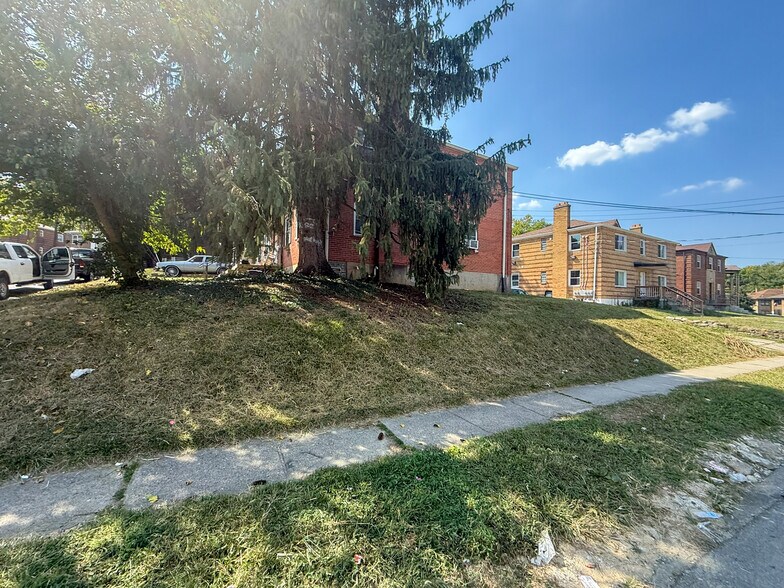 More Photos Of 101 Glenwood Ave, Cincinnati Apartments For Sale