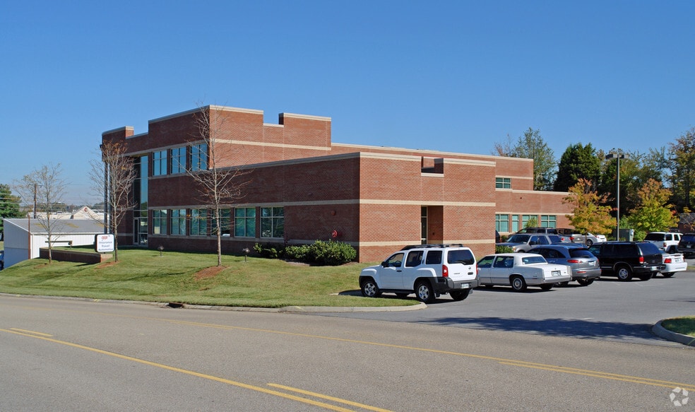 More Photos Of 110 Capital Dr, Knoxville Office For Sale