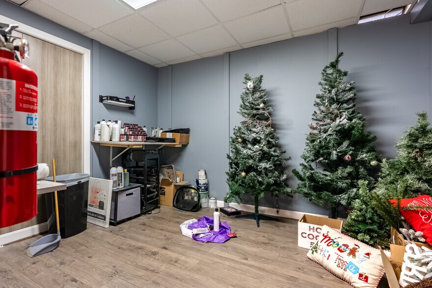 More Photos Of 2320-2352 Mendon Rd, Cumberland Storefront Retail Office For Sale