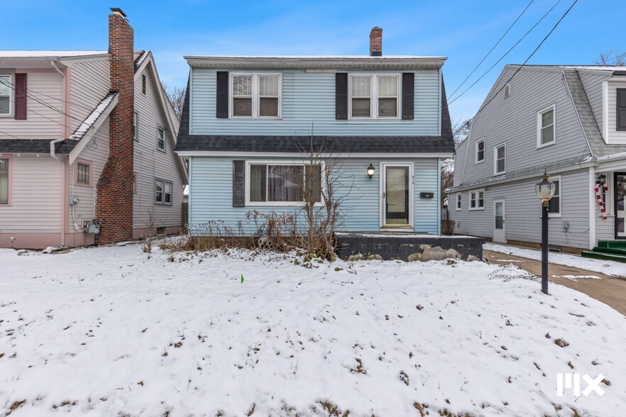 More Photos Of , Grand Rapids Multifamily For Sale