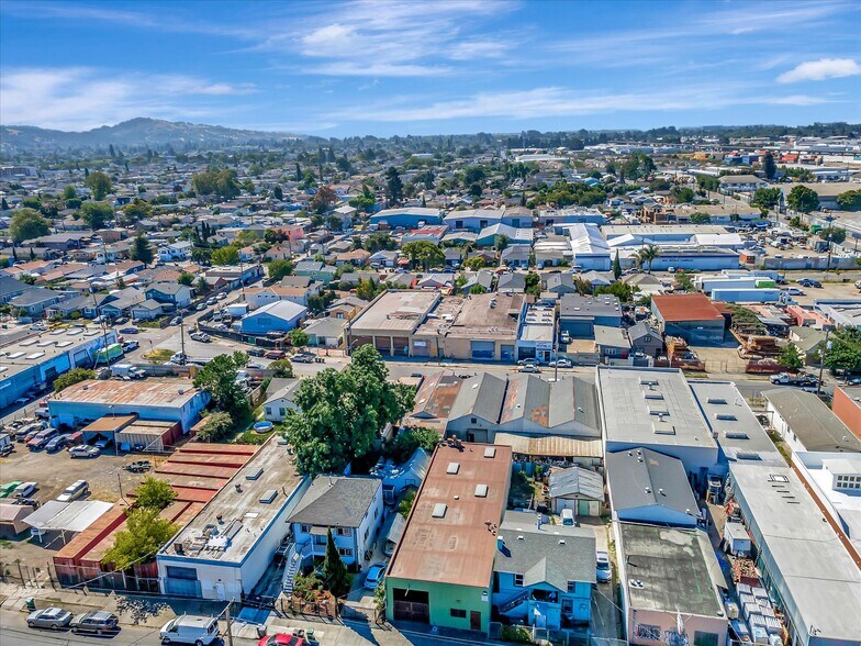More Photos Of 954 86th Ave, Oakland Manufacturing For Lease