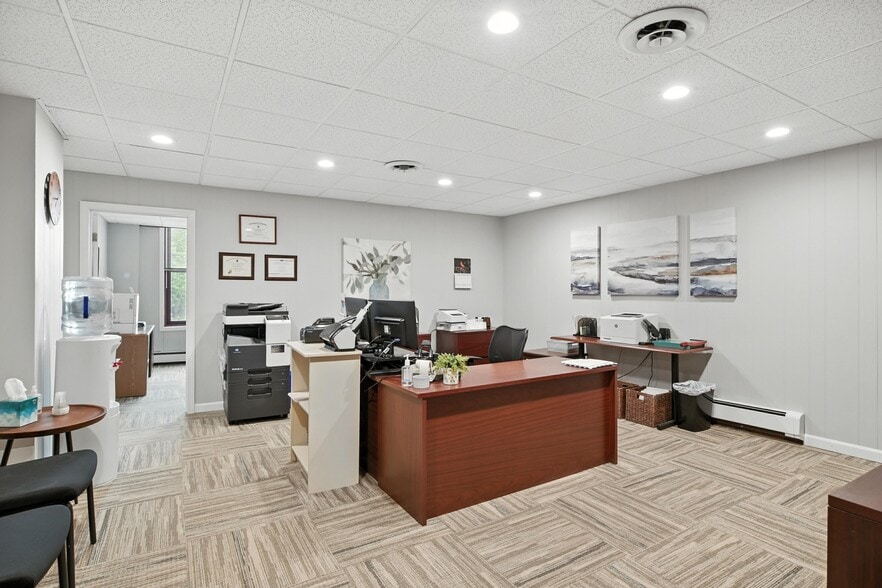 More Photos Of 76-82 Main St, Northampton Office For Lease