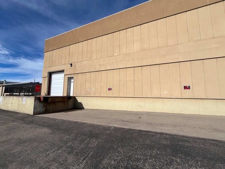 More Photos Of 1820-1880 W Evans Ave, Englewood Warehouse For Lease
