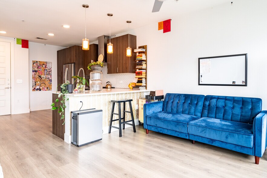More Photos Of 2213 Poquito St, Austin Apartments For Lease
