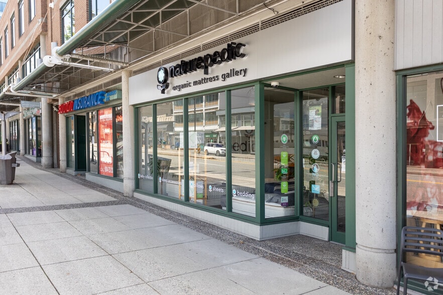 More Photos Of 1580-1598 W Broadway, Vancouver Office For Lease