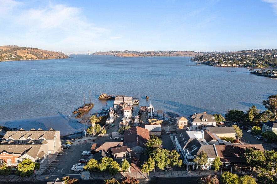 More Photos Of 106 W J St, Benicia Office For Sale