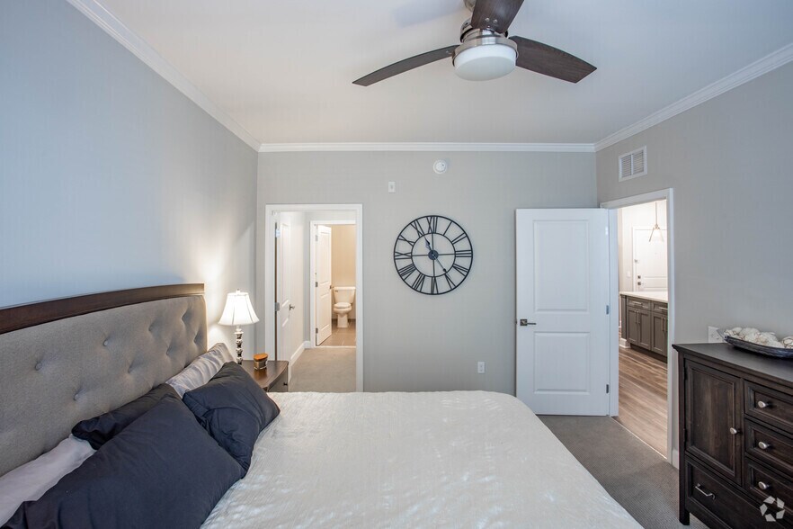 More Photos Of 1100 Market St, Dresher Multifamily For Sale