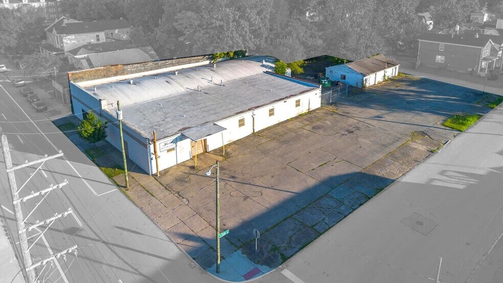 More Photos Of 2611 Portland Ave, Louisville Light Manufacturing For Sale