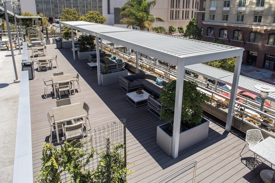 More Photos Of 401 W A St, San Diego Coworking Space
