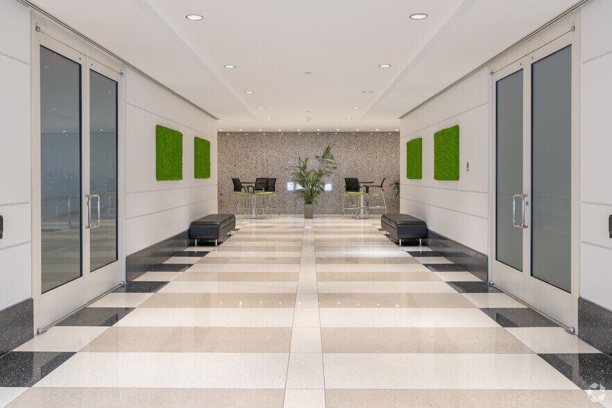 More Photos Of 200 Barr Harbor Dr, Conshohocken Office For Sale