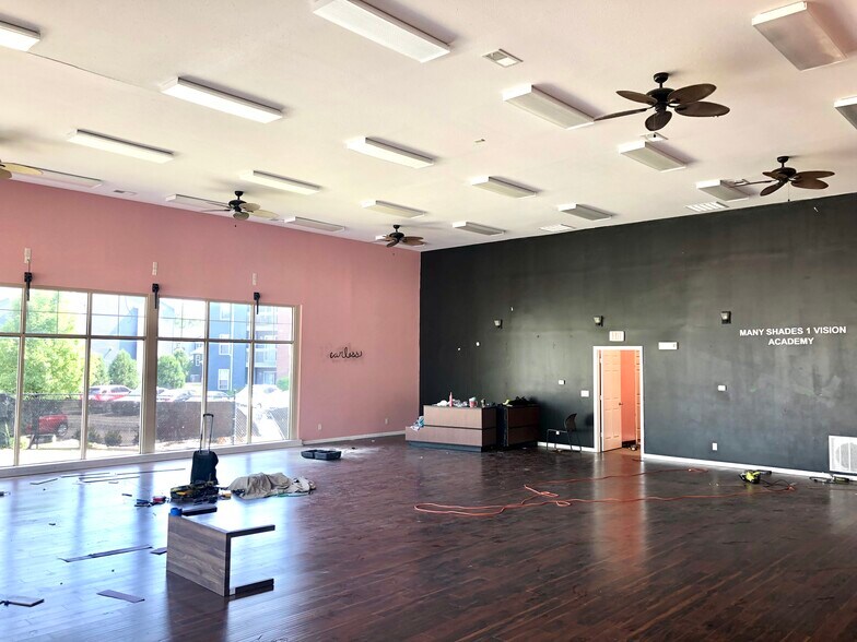 More Photos Of 1720 S Philo Rd, Urbana Freestanding For Lease