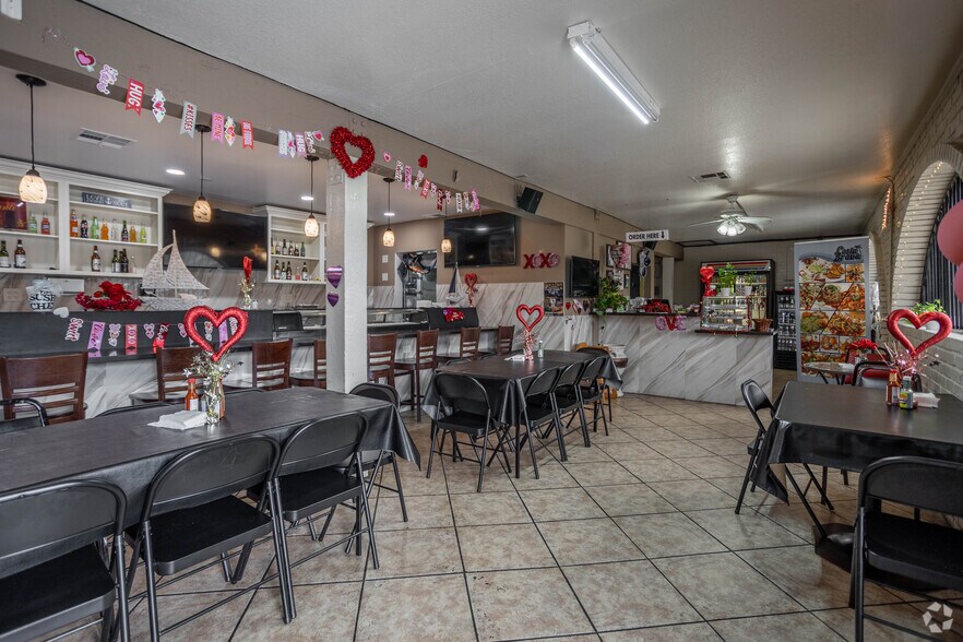 More Photos Of 114 E 11th St, Perris Restaurant For Sale