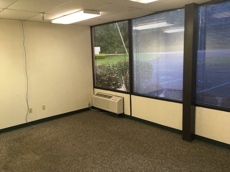 More Photos Of 4200 1st Ave, Nitro Distribution For Sale