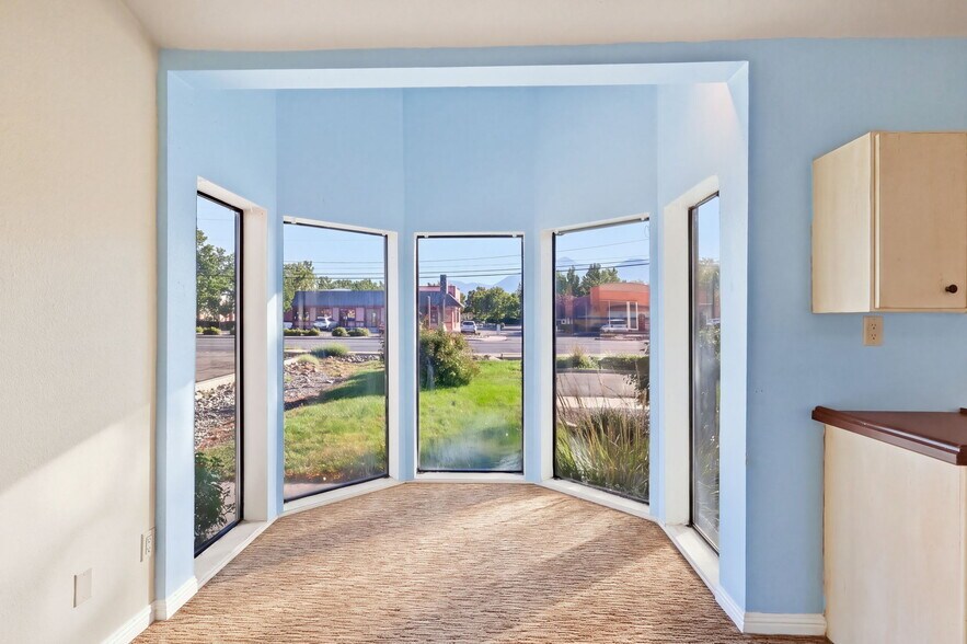 More Photos Of 1671 US Highway 395 N, Minden Office For Sale