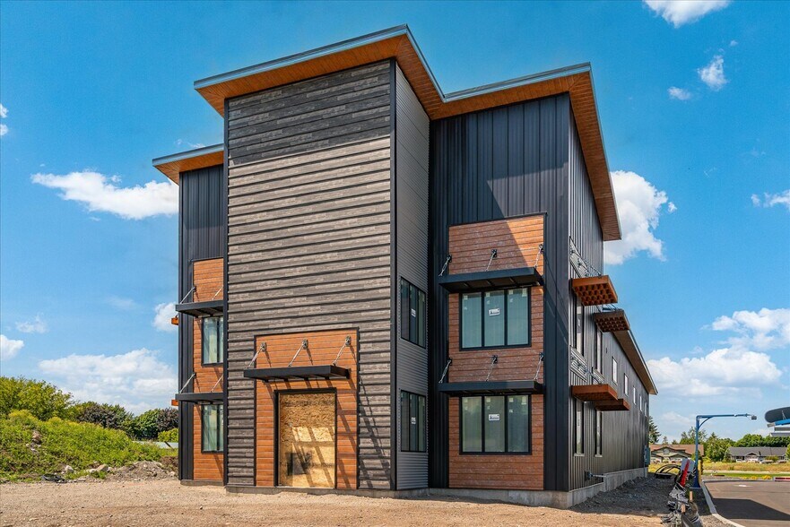 More Photos Of 9878 Kirkpatrick st, Hayden Office For Sale