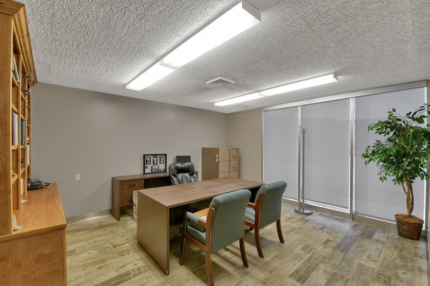 More Photos Of 352 Van Buren Ave, Salt Lake City Manufacturing For Sale