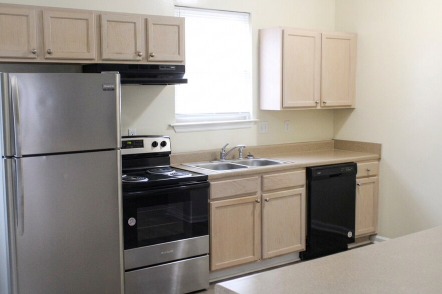 More Photos Of 516 19th Ave N, Nashville Apartments For Sale